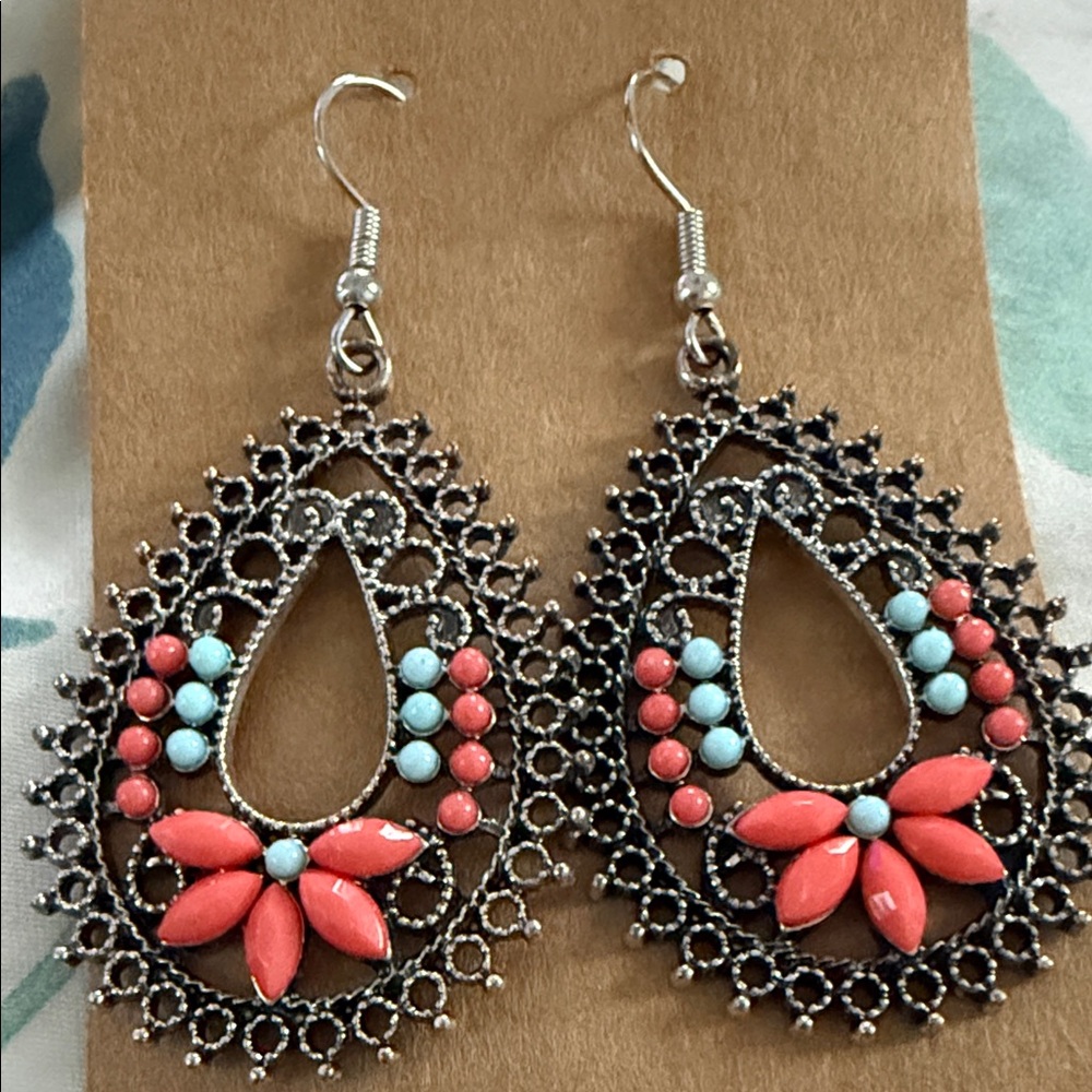 Vintage-Inspired Coral & Turquoise Teardrop Earrings - Unbranded